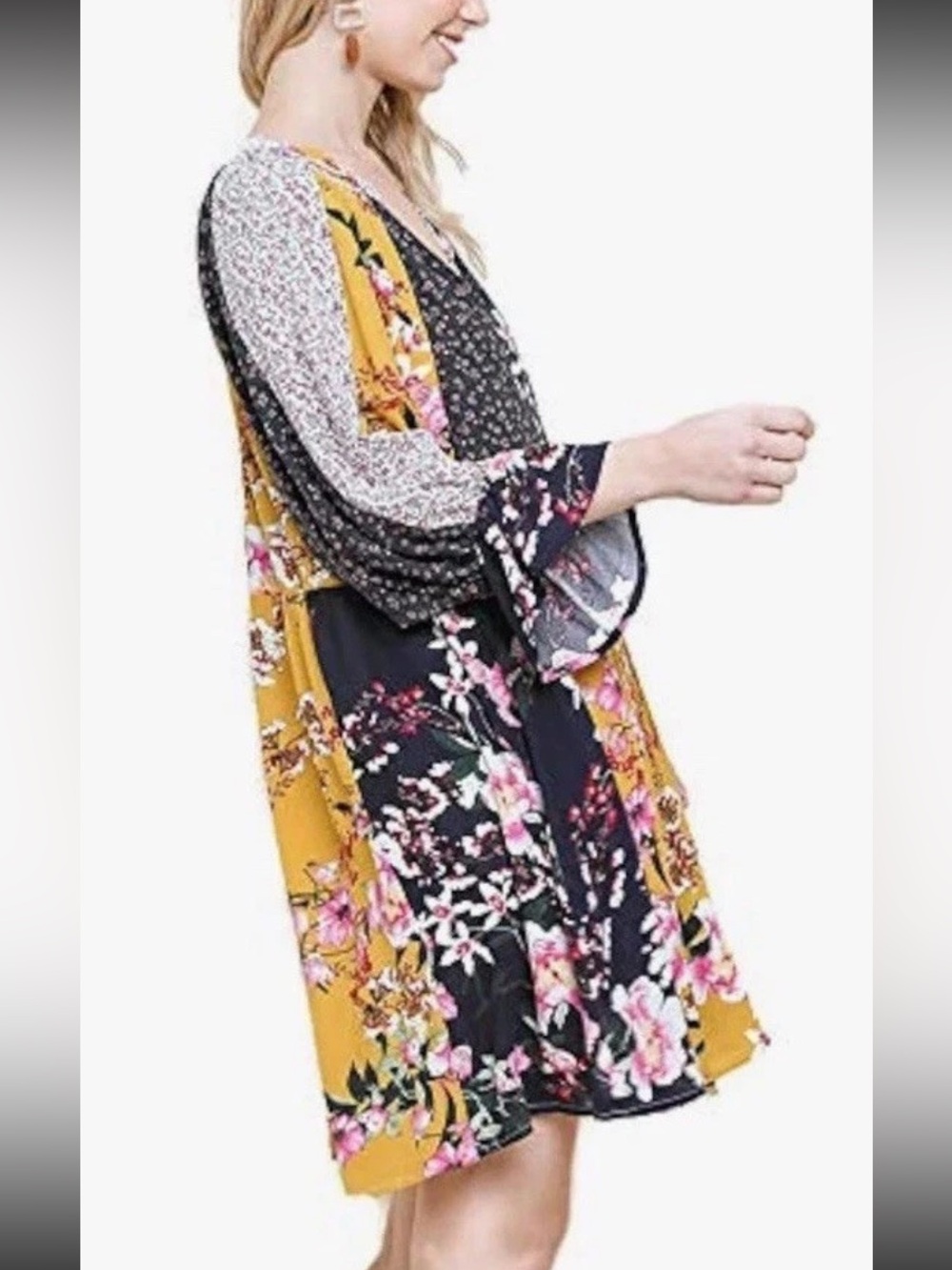 NEW! Umgee Boho Mixed Floral Tunic Dress Bell Sleeve Size 1XL V-Neck
